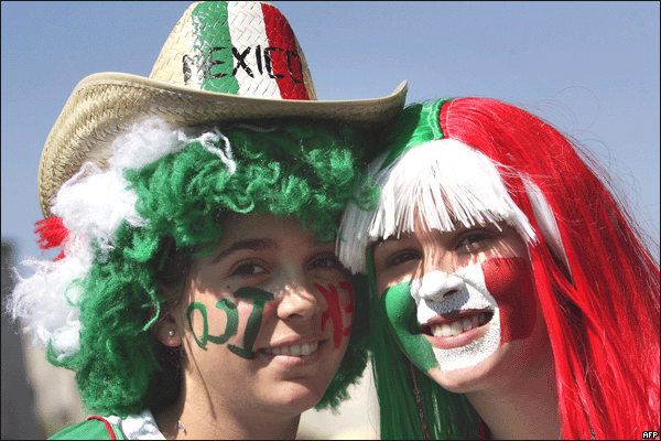 Public of the Team Mexico